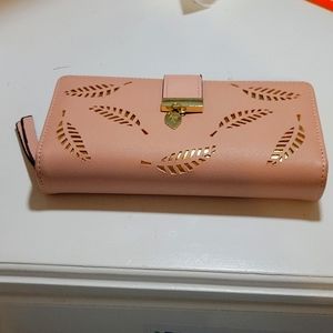 I got a new wallet so I don't need it anymore